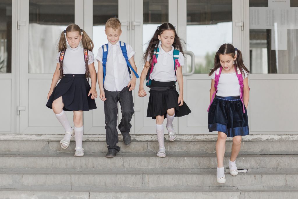 6 Tailored Tips for a Smoother School Transition